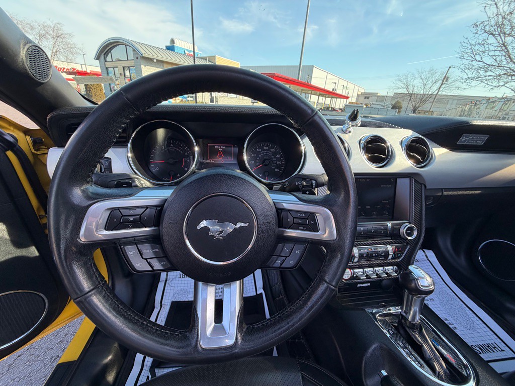 2016 Ford Mustang Image 16