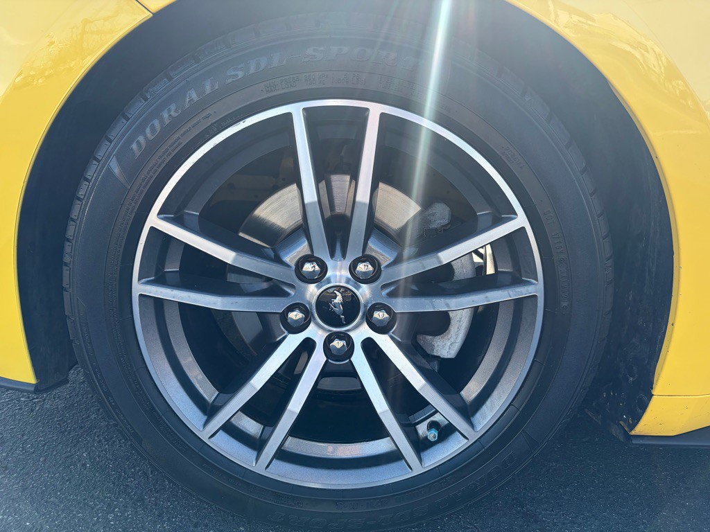 2016 Ford Mustang Image 29