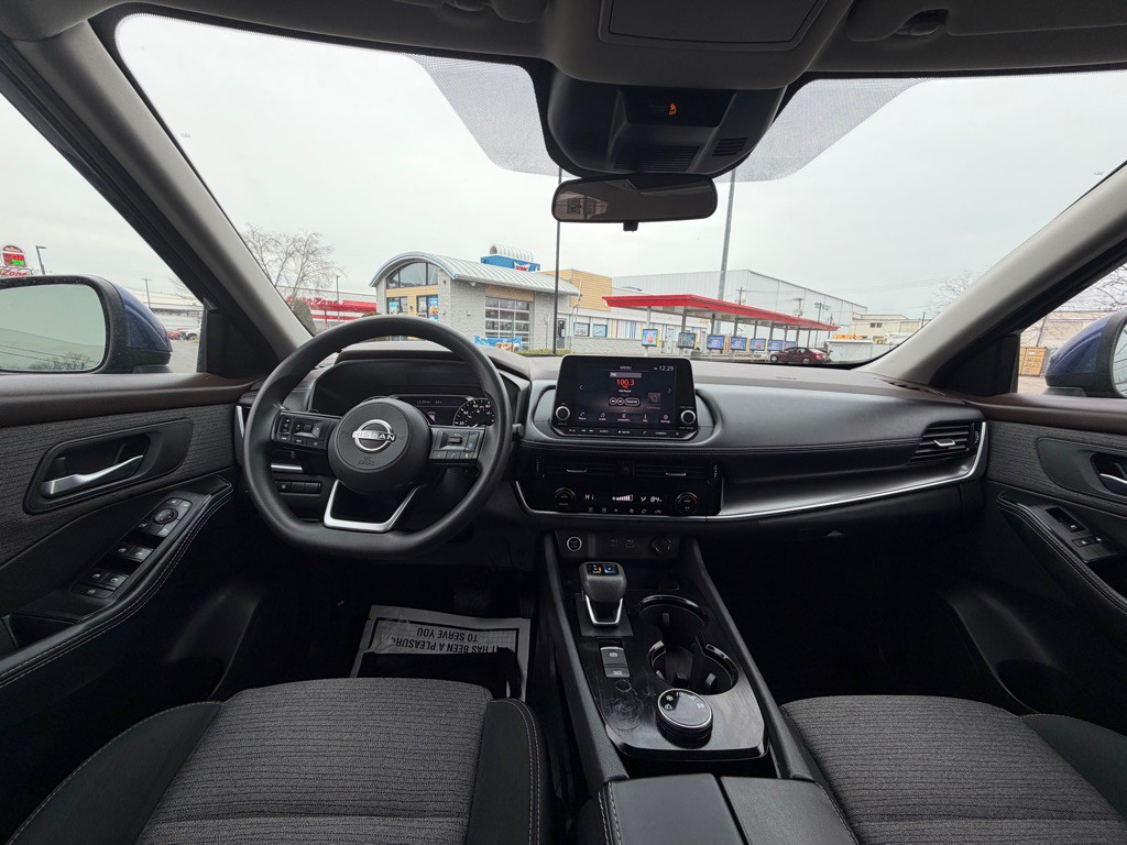 2022 Nissan Rogue Image 19