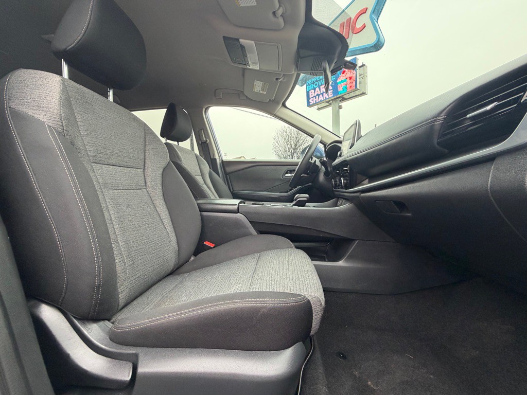 2022 Nissan Rogue Image 31