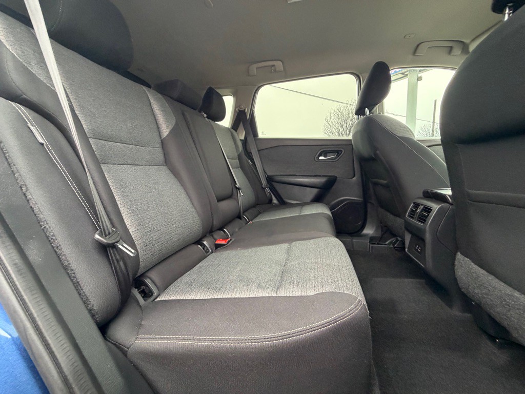 2022 Nissan Rogue Image 34