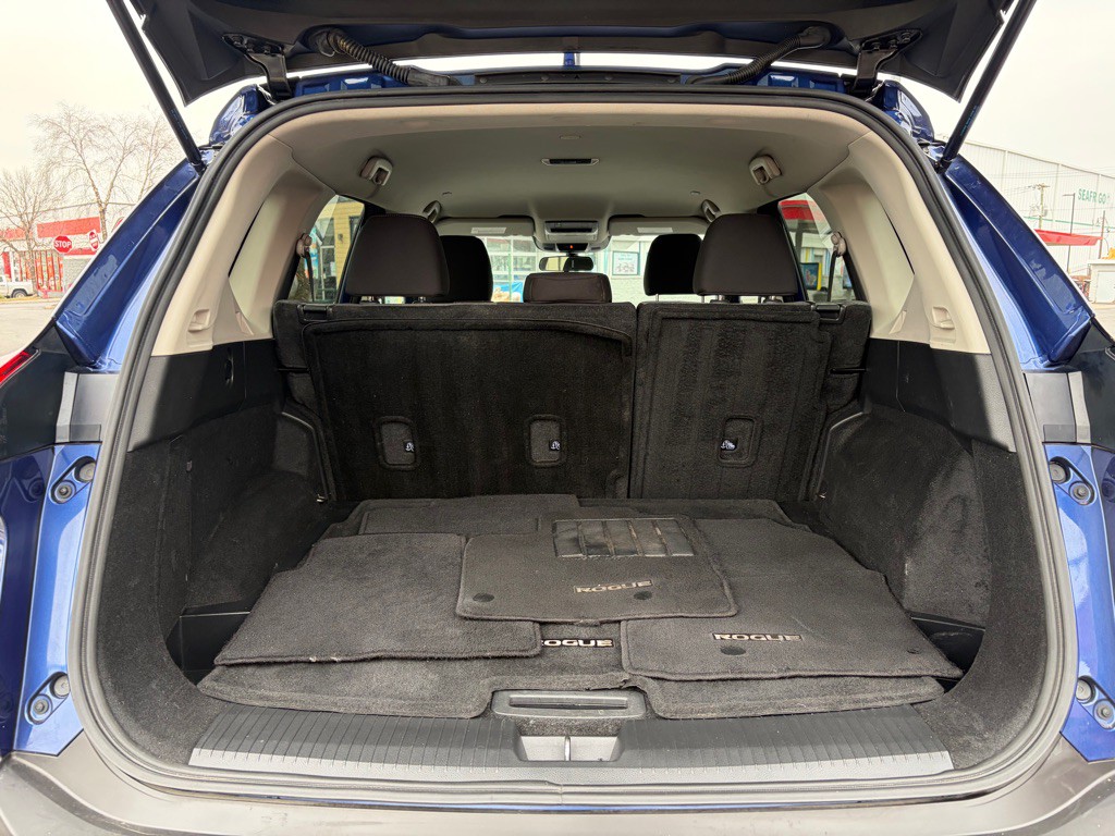 2022 Nissan Rogue Image 36