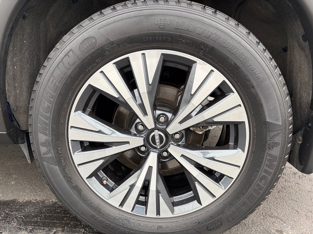 2022 Nissan Rogue Image 39