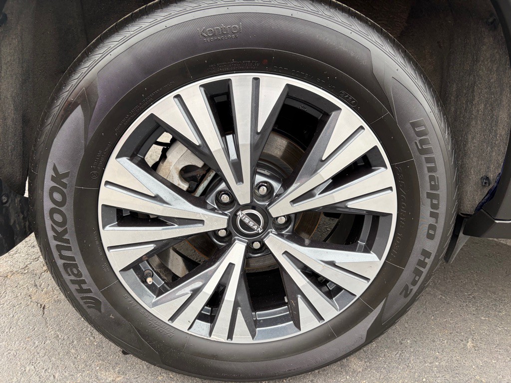 2022 Nissan Rogue Image 42