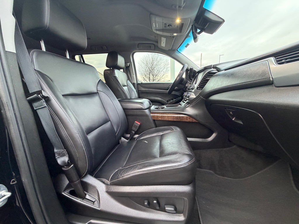 2018 Chevrolet Suburban Image 25
