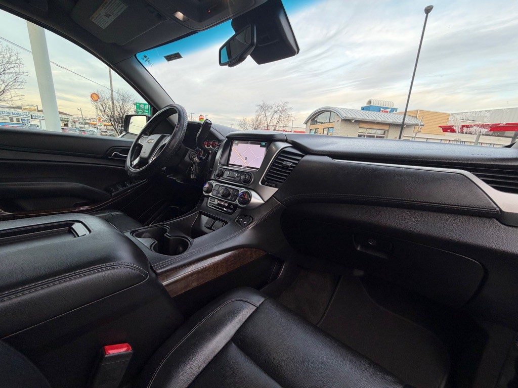 2018 Chevrolet Suburban Image 26