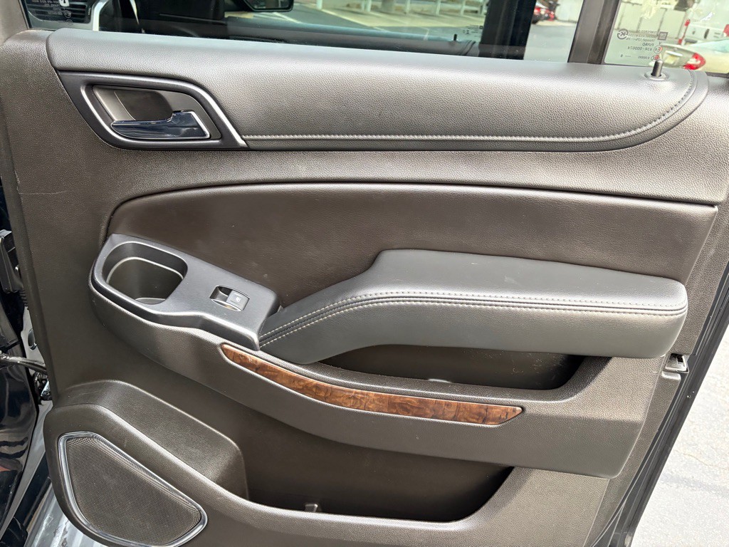 2018 Chevrolet Suburban Image 27