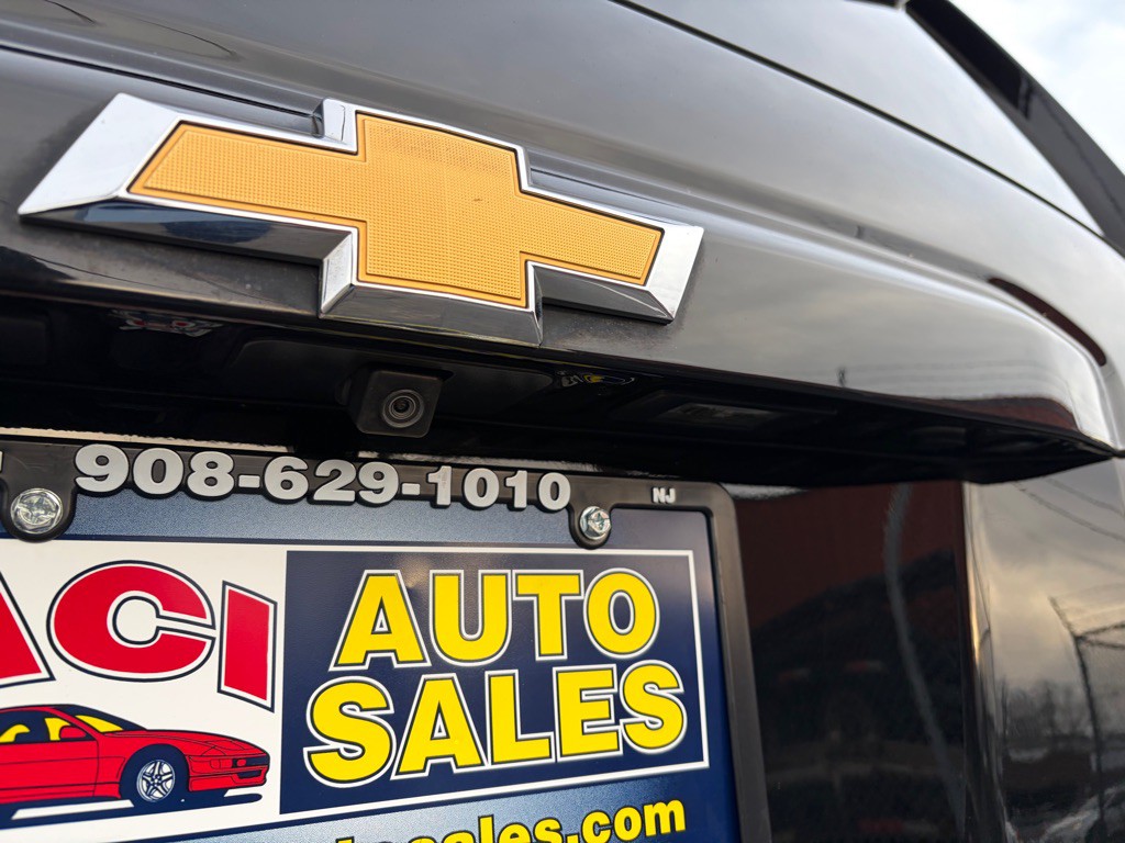 2018 Chevrolet Suburban Image 31