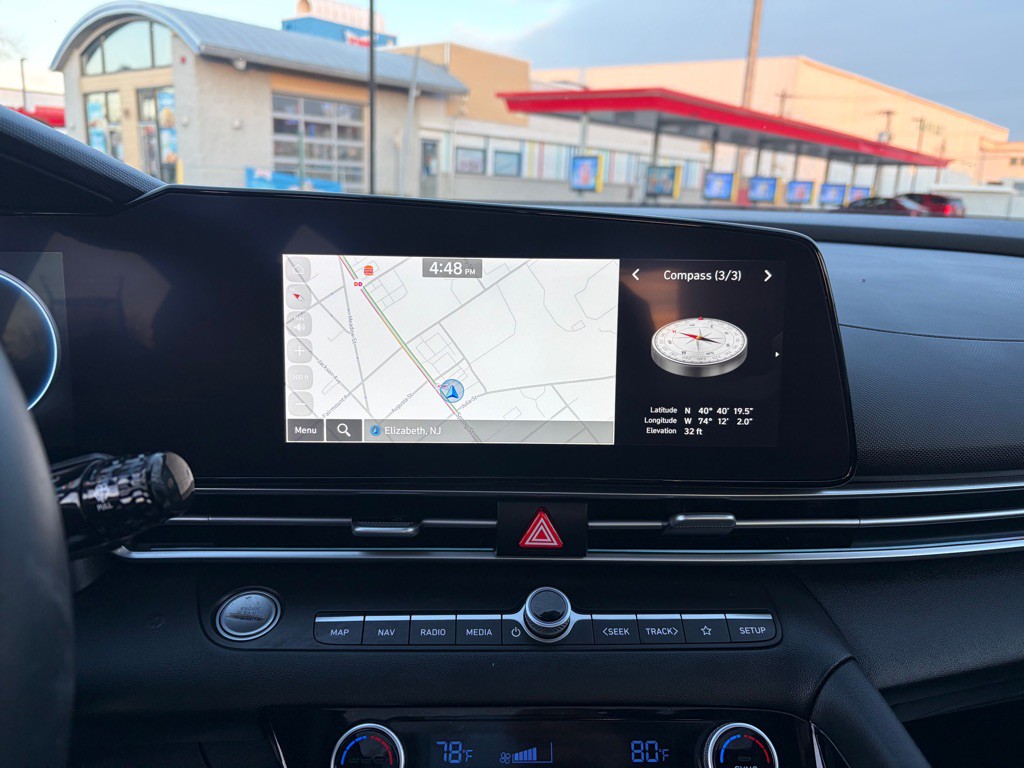 2025 Hyundai Elantra Image 21