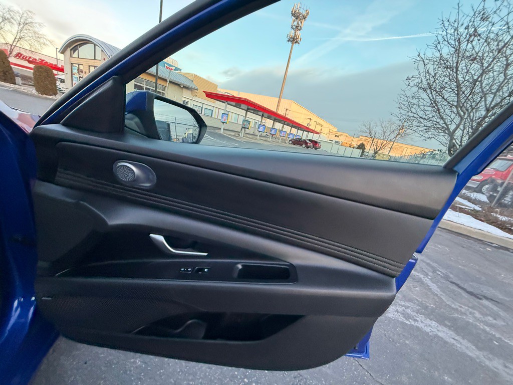 2025 Hyundai Elantra Image 28