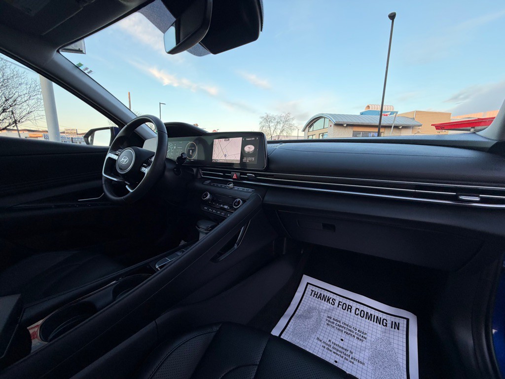 2025 Hyundai Elantra Image 31