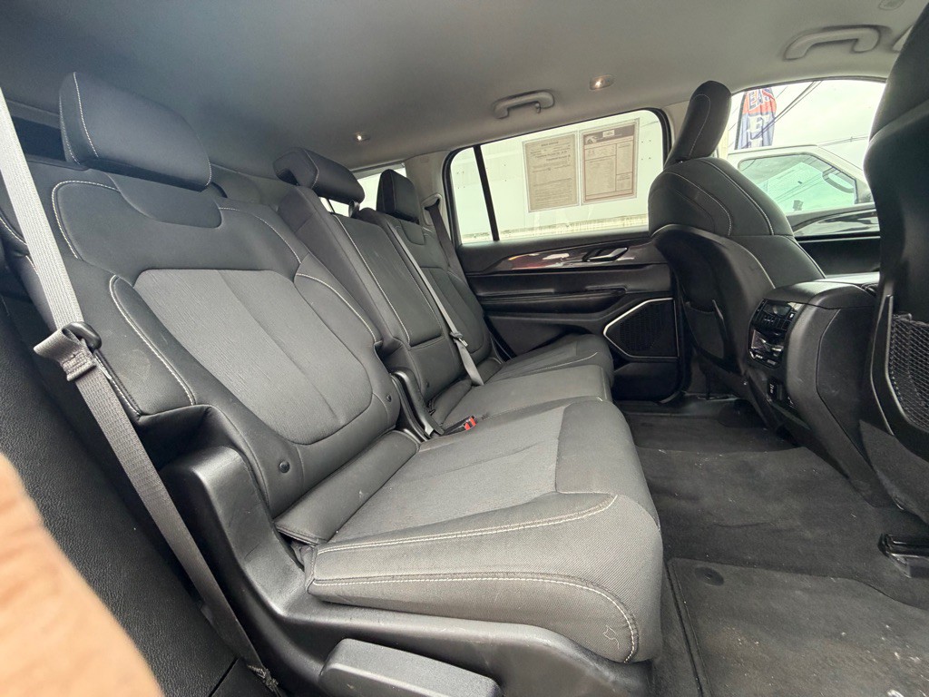 2021 Jeep Grand Cherokee Image 34