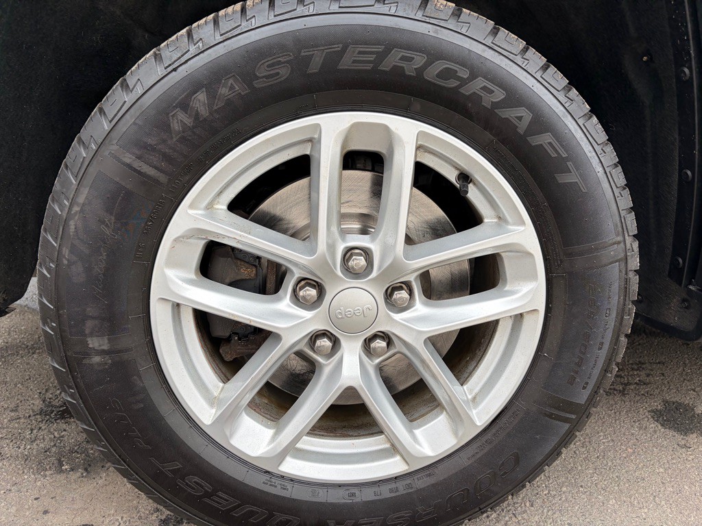 2021 Jeep Grand Cherokee Image 43