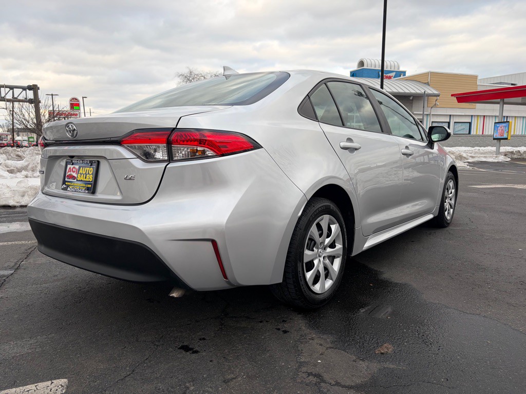 2023 Toyota Corolla Image 7
