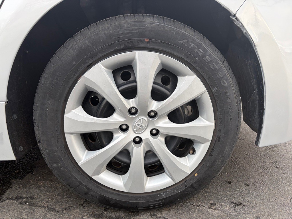 2023 Toyota Corolla Image 33