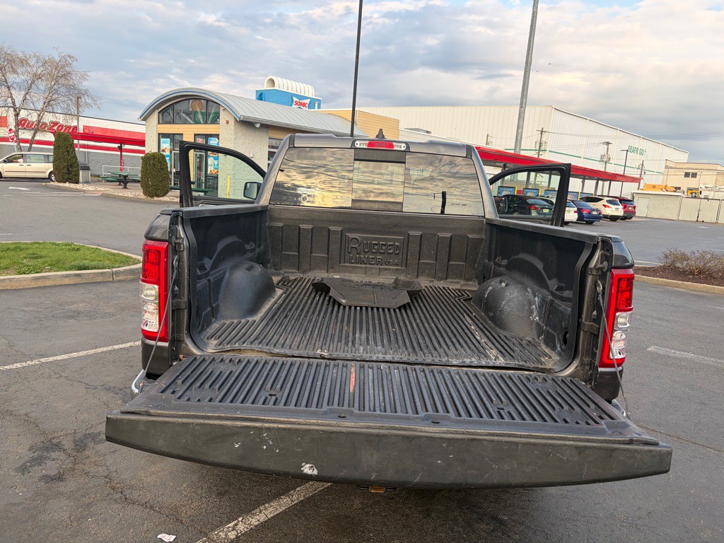 2020 RAM 1500 Image 32