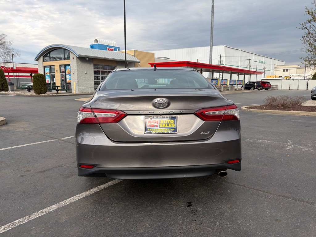 2019 Toyota Camry Image 6