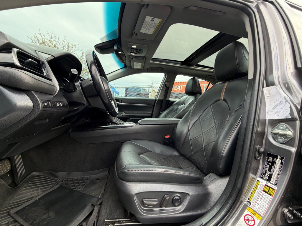 2019 Toyota Camry Image 13
