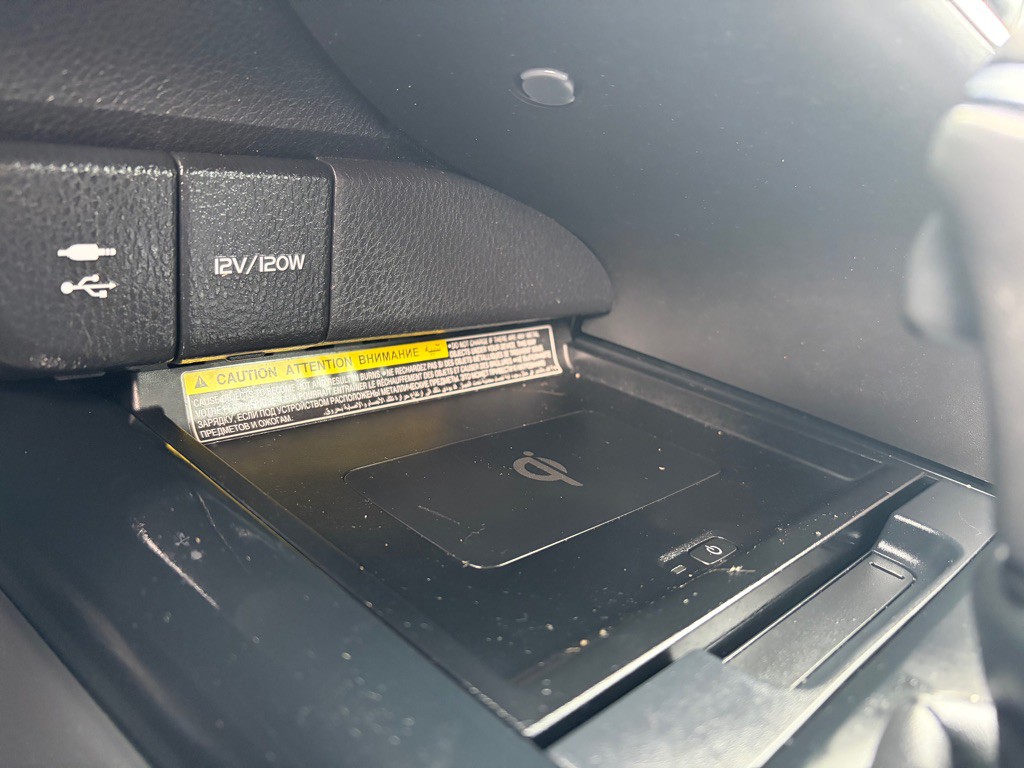 2019 Toyota Camry Image 22