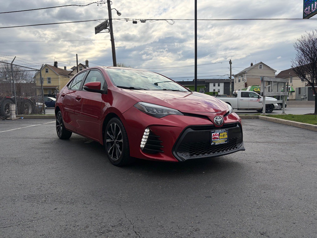 2017 Toyota Corolla Image 1