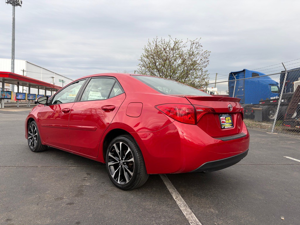 2017 Toyota Corolla Image 5