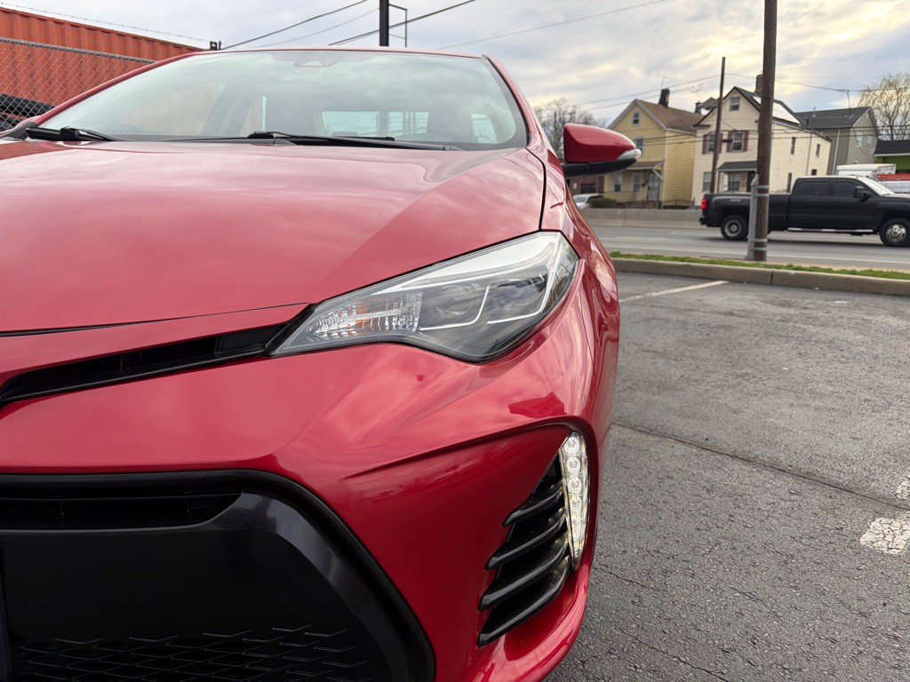 2017 Toyota Corolla Image 10