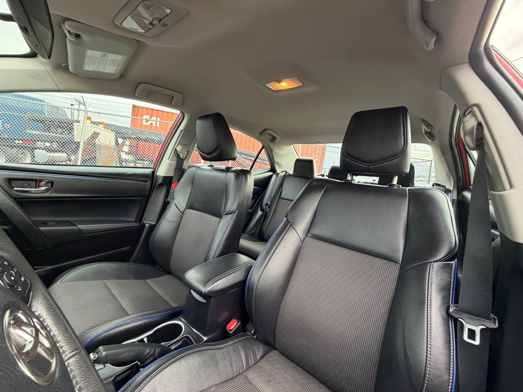 2017 Toyota Corolla Image 13