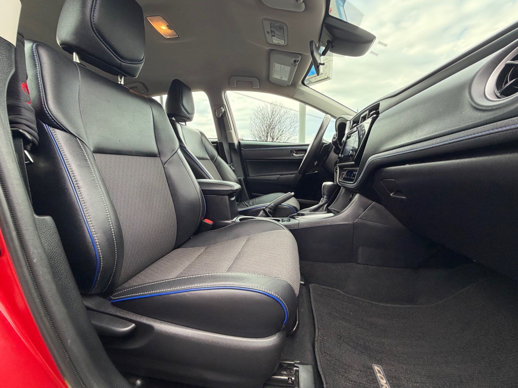 2017 Toyota Corolla Image 27