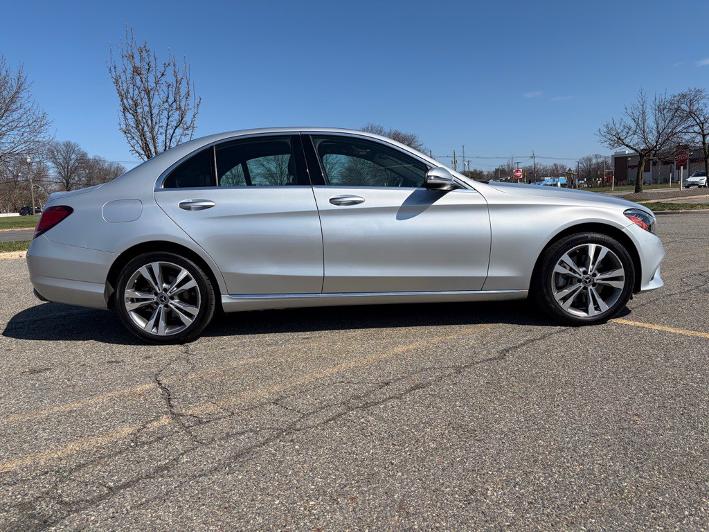 2021 Mercedes-Benz C-Class Image 9