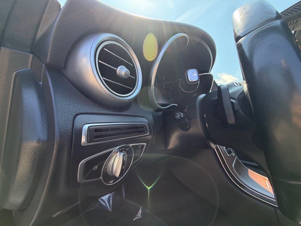 2021 Mercedes-Benz C-Class Image 15