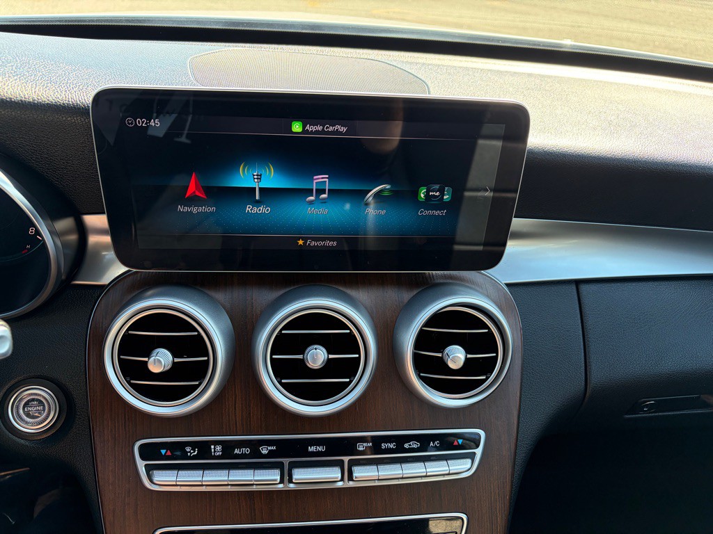 2021 Mercedes-Benz C-Class Image 23