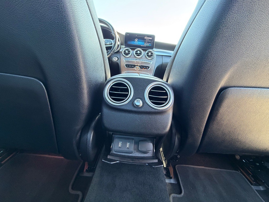 2021 Mercedes-Benz C-Class Image 33