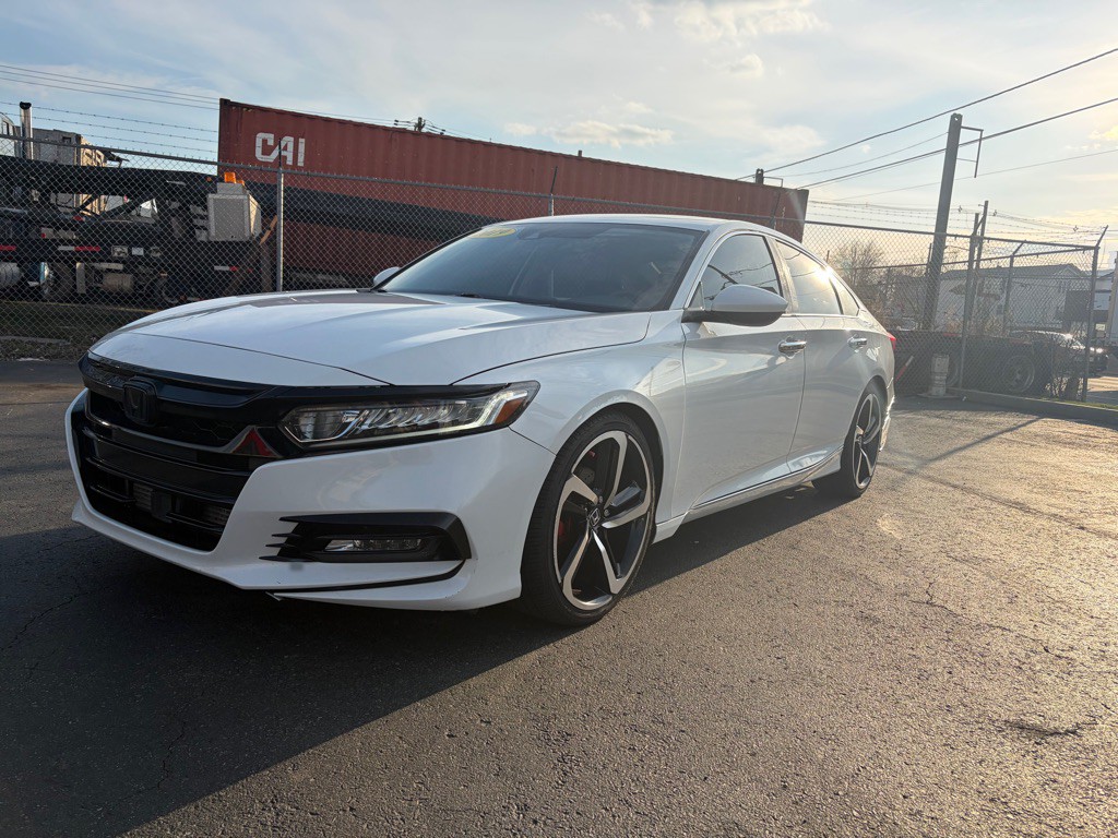 2019 Honda Accord Image 3