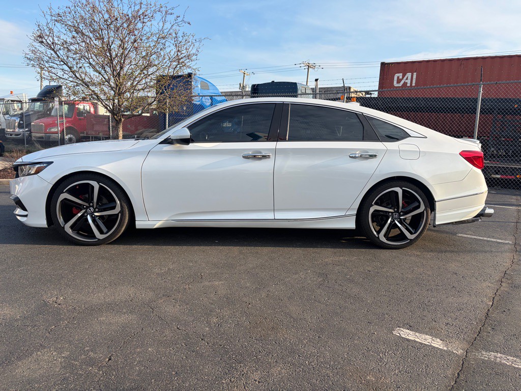 2019 Honda Accord Image 4