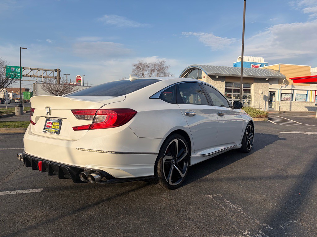 2019 Honda Accord Image 7