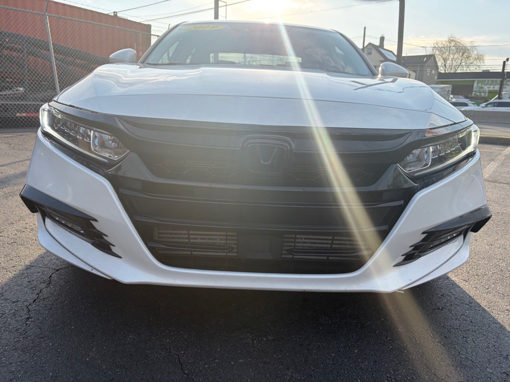 2019 Honda Accord Image 11