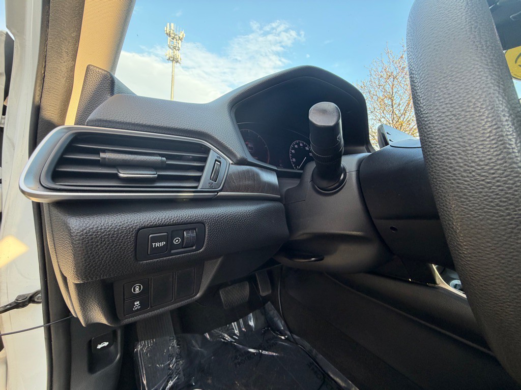 2019 Honda Accord Image 15