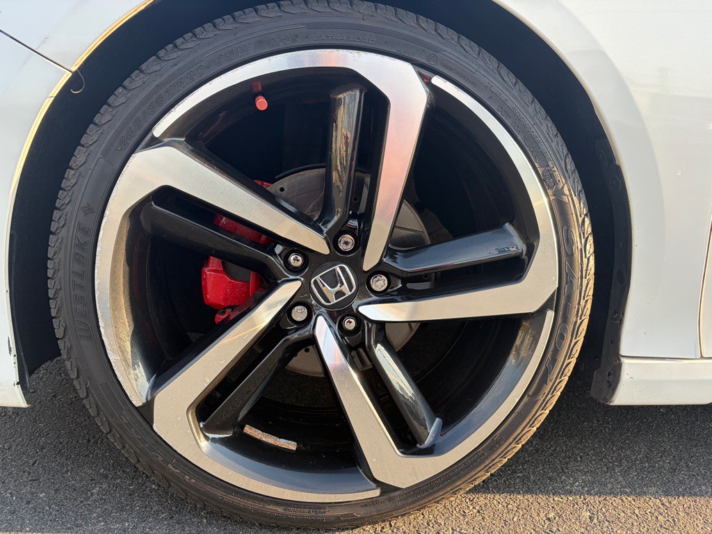 2019 Honda Accord Image 36