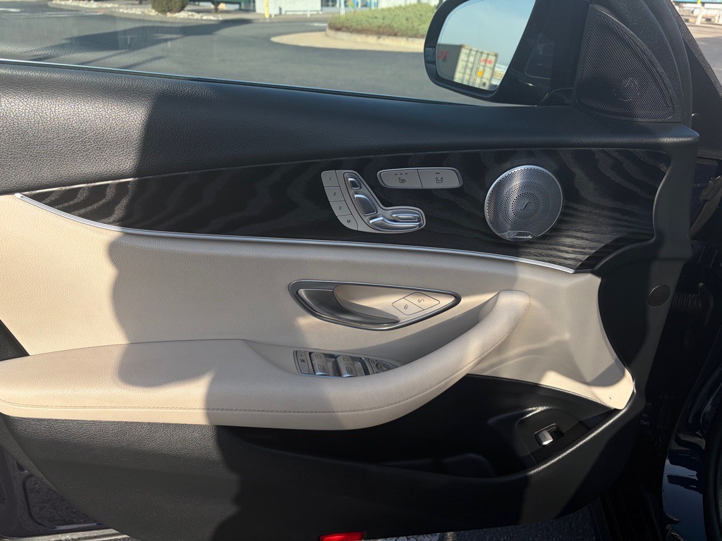 2017 Mercedes-Benz E-Class Image 15