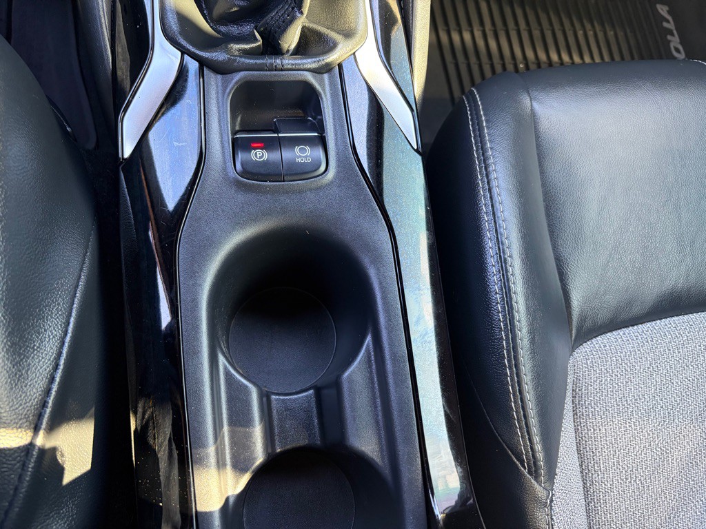 2021 Toyota Corolla Image 24