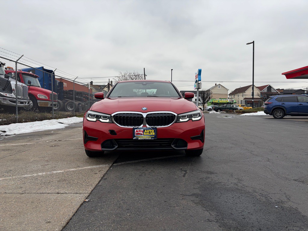 2021 BMW 3 Series Image 2