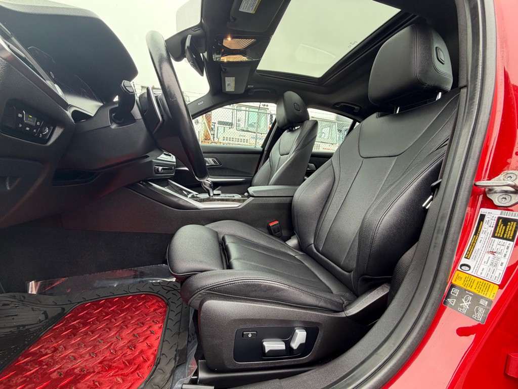 2021 BMW 3 Series Image 15