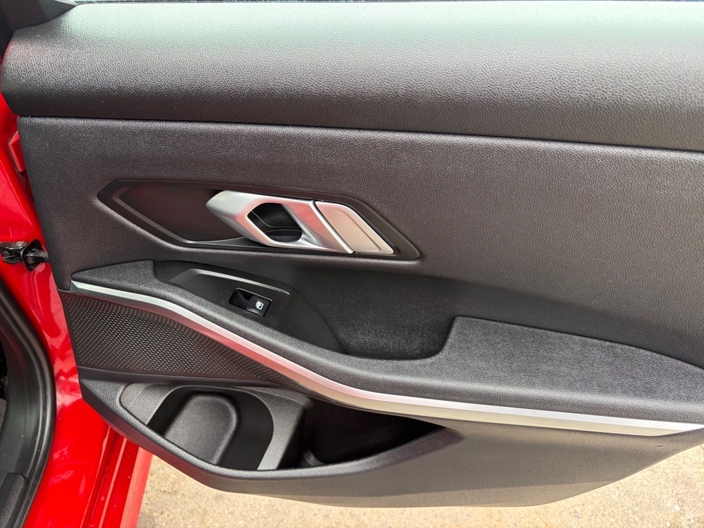2021 BMW 3 Series Image 35