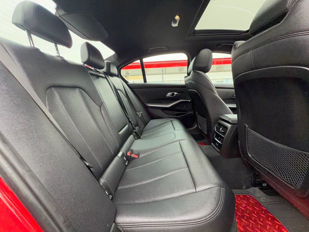 2021 BMW 3 Series Image 36