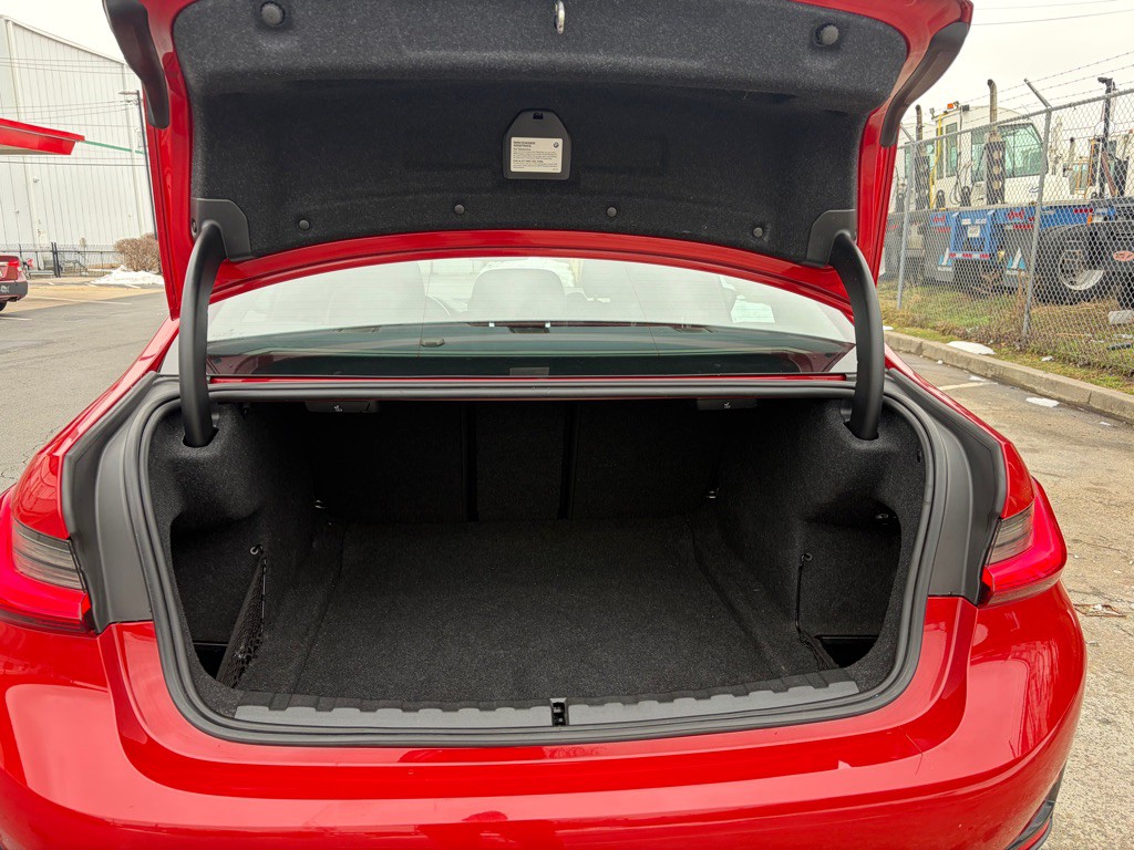 2021 BMW 3 Series Image 38