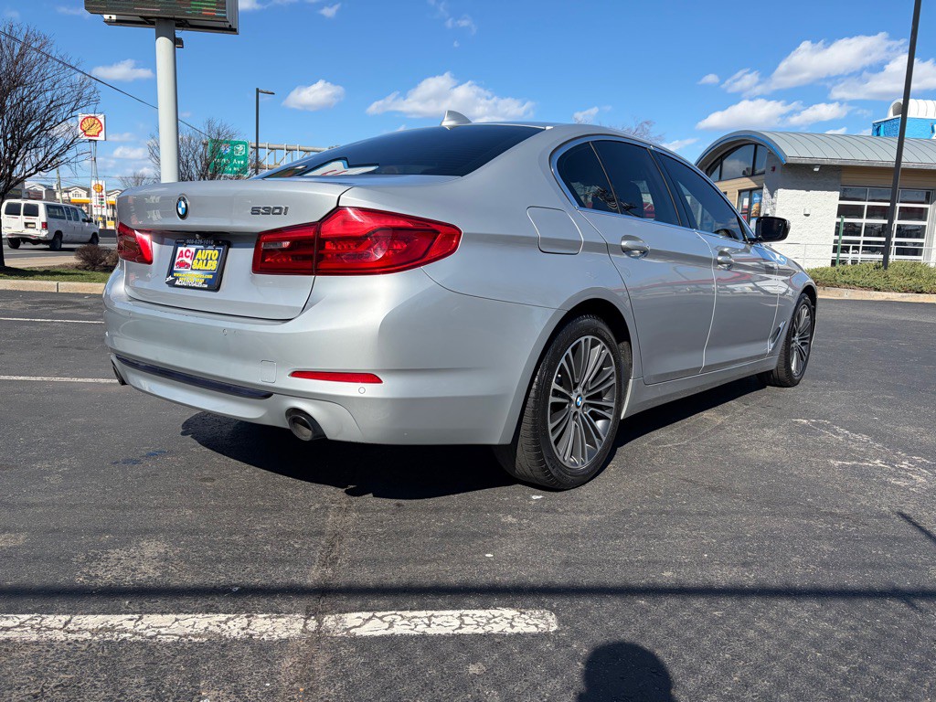 2019 BMW 5 Series Image 7