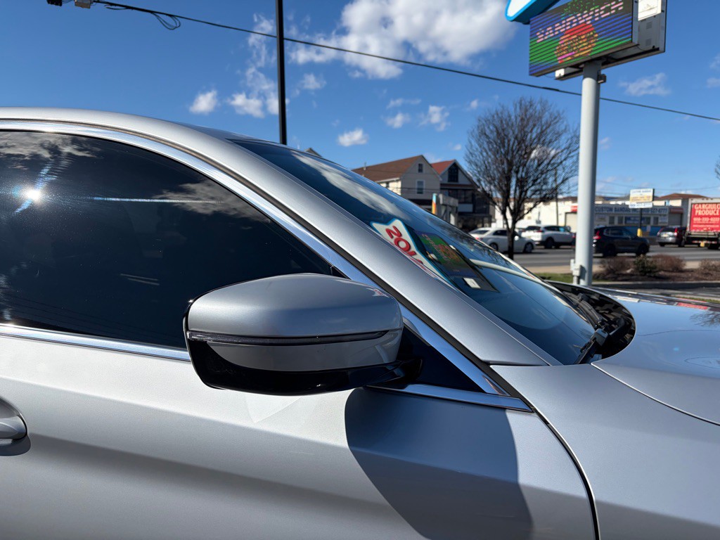 2019 BMW 5 Series Image 9