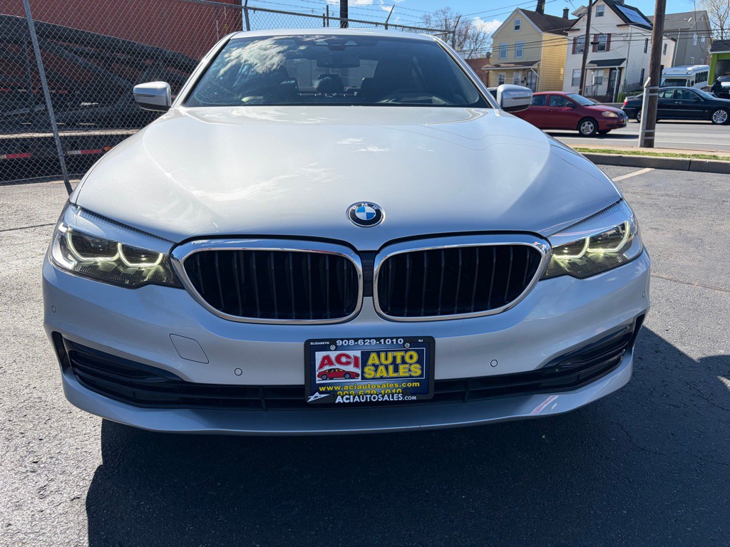 2019 BMW 5 Series Image 11