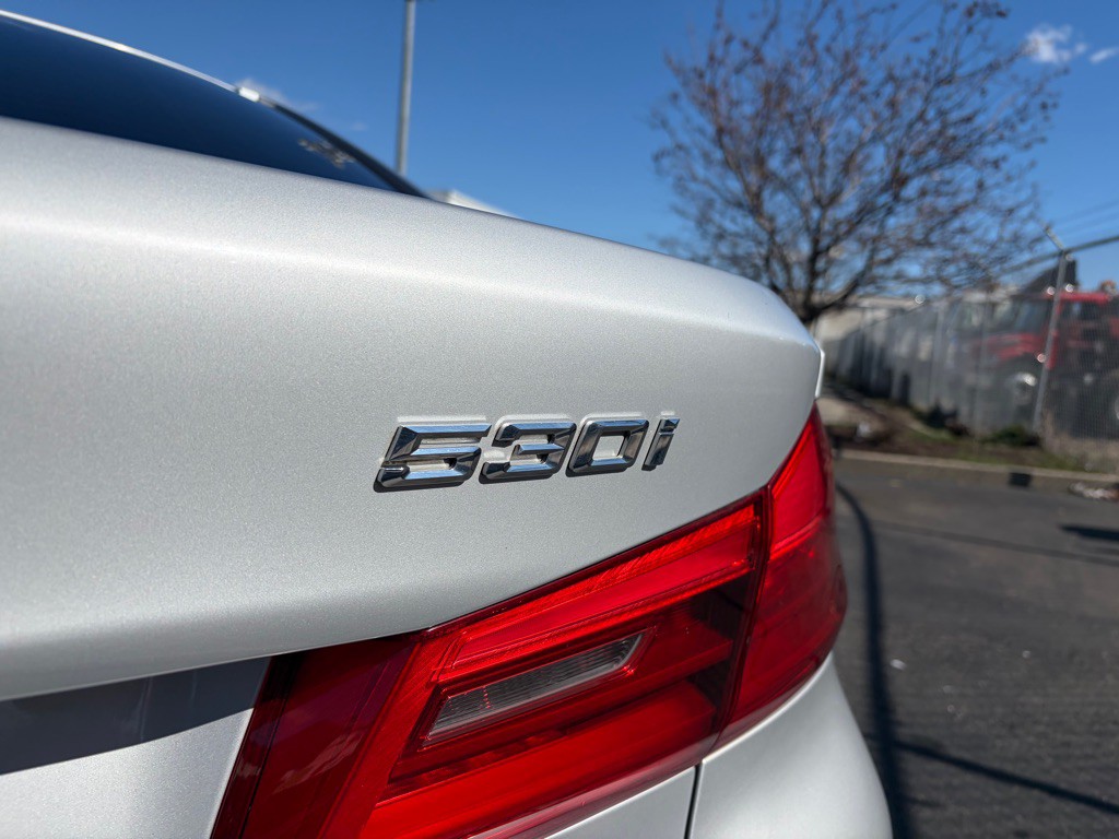 2019 BMW 5 Series Image 13