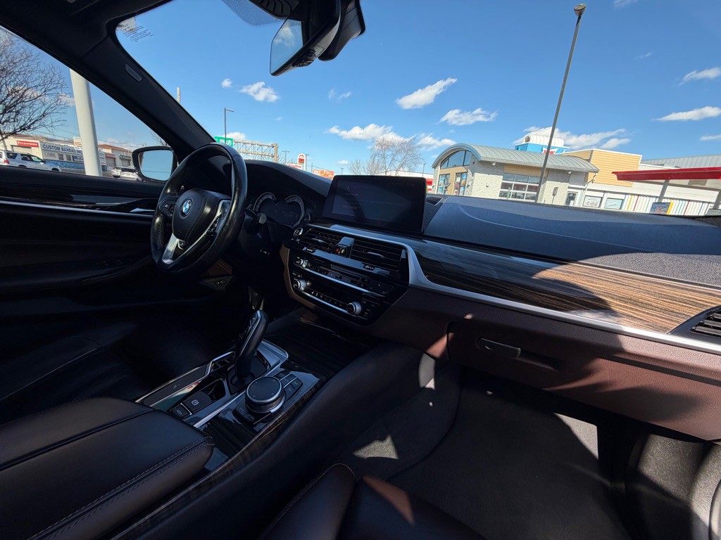 2019 BMW 5 Series Image 31